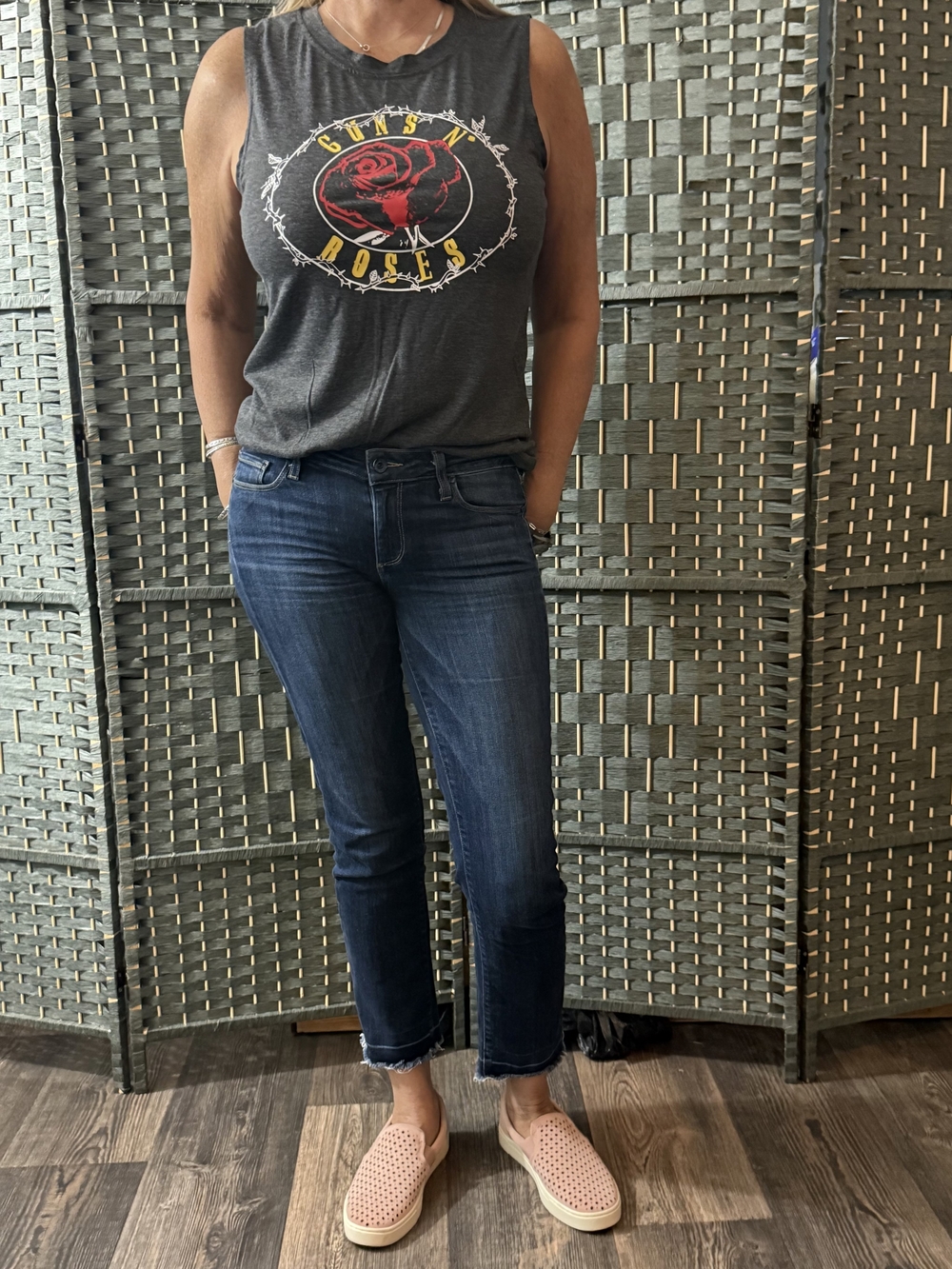 Guns N' Roses Graphic Tank Top - Charcoal